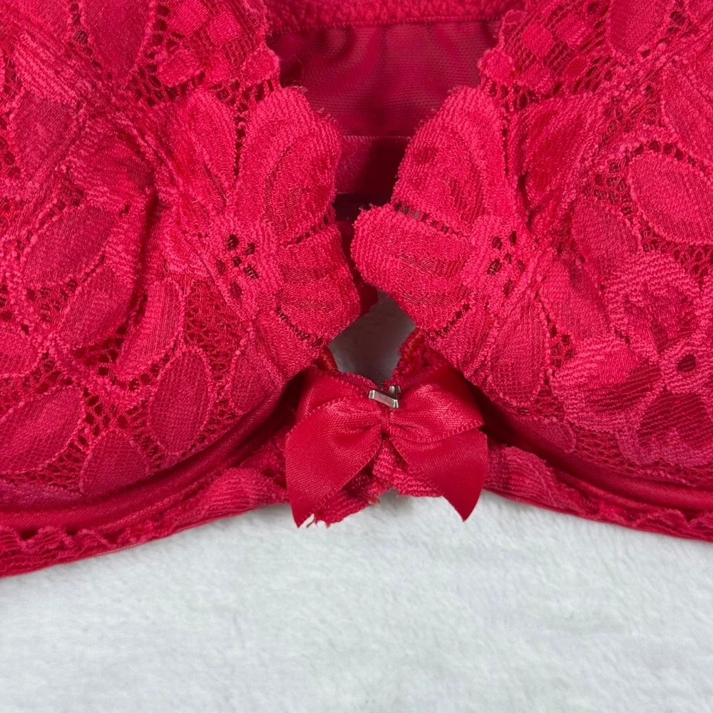 Victoria's‎ Secret Red Floral Lace Front-Close Underwire Bra 32A 136499-W33